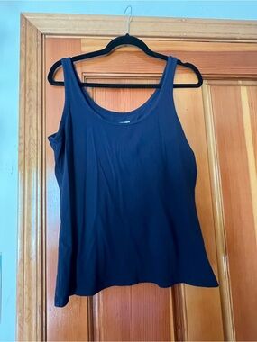 Old Navy Navy Scoop Neck Tank